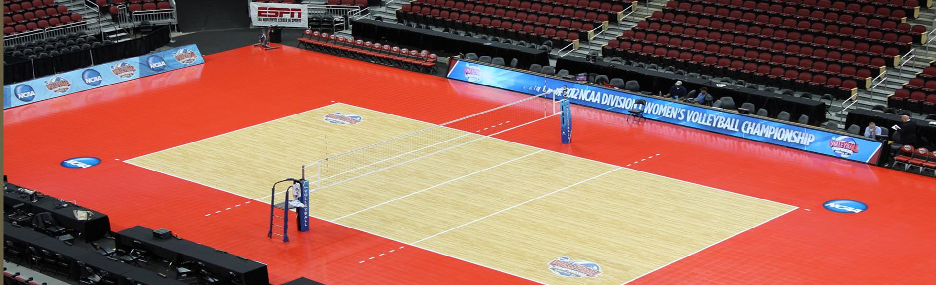 體育木地板翻新_運(yùn)動(dòng)木地板打磨流程_運(yùn)動(dòng)木地板翻新_凱潔運(yùn)動(dòng)木地板