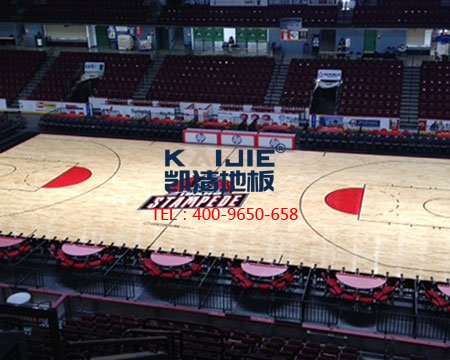 籃球場(chǎng)地板劃線要求，**籃聯(lián)與美職籃的大不同-籃球地板