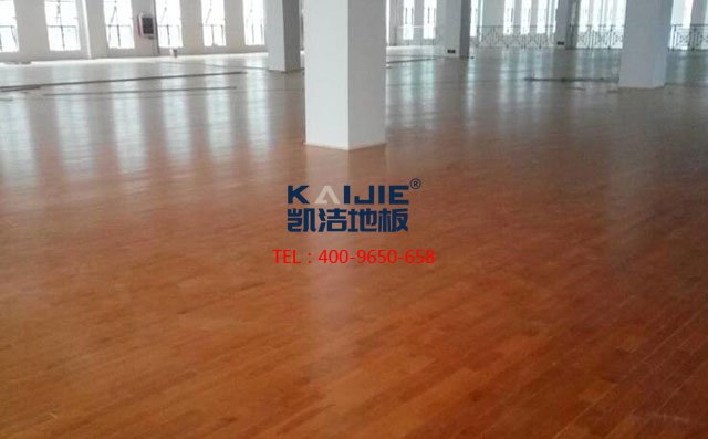 體育運(yùn)動(dòng)木地板廠家鋪裝驗(yàn)收規(guī)范標(biāo)準(zhǔn)-運(yùn)動(dòng)木地板