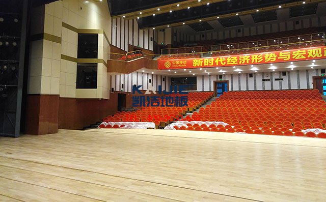 原來(lái)冬天體育館運(yùn)動(dòng)木地板維護(hù)有更好的方法-運(yùn)動(dòng)木地板