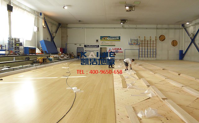 籃球館木地板與家用木地板的區(qū)別有多大？-凱潔地板