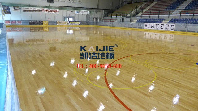 籃球場(chǎng)運(yùn)動(dòng)木地板,體育專用木地板,運(yùn)動(dòng)木地板廠家