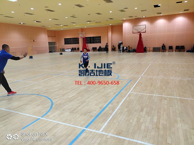 室內(nèi)籃球館地板項(xiàng)目