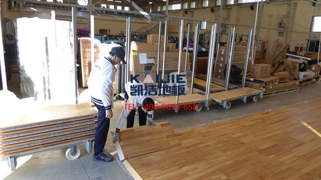 運(yùn)動木地板廠家,運(yùn)動木地板價格,體育木地板價格