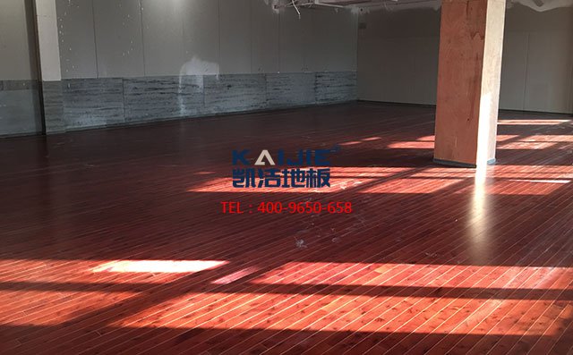 臨沂飛天舞蹈學(xué)校，C級(jí)板式～436平米舞蹈室木地板安裝