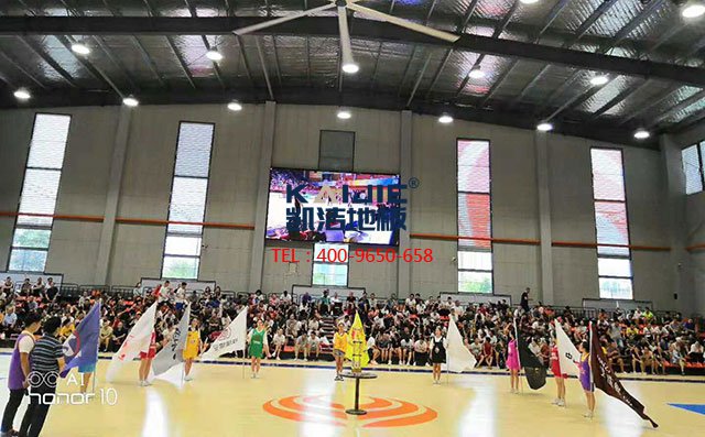 體育館專用運(yùn)動木地板——凱潔地板