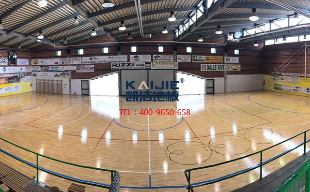 體育館專用運(yùn)動(dòng)木地板生產(chǎn)廠家——?jiǎng)P潔運(yùn)動(dòng)木地板