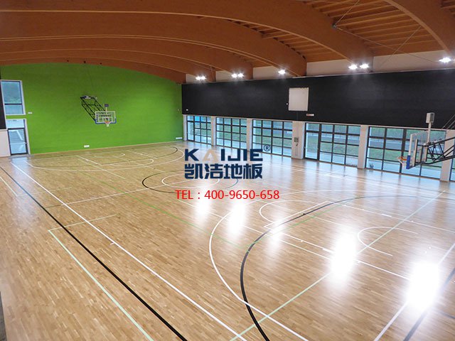 體育館專用運(yùn)動(dòng)木地板廠家——?jiǎng)P潔運(yùn)動(dòng)木地板