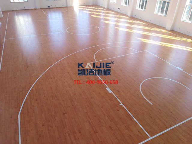籃球場(chǎng)木地板出現(xiàn)異響的真相 籃球木地板廠家——?jiǎng)P潔地板