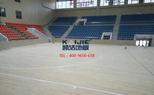 專用籃球館運(yùn)動(dòng)木地板該怎么選擇？籃球木地板廠家——?jiǎng)P潔地板