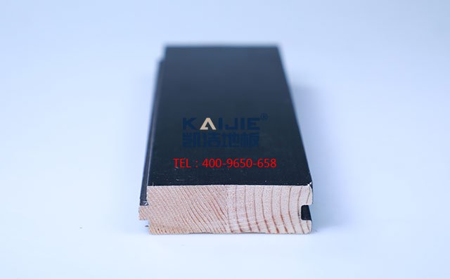 黑色松木舞臺(tái)木地板——?jiǎng)P潔地板