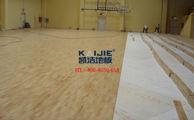 專用籃球館木地板材質(zhì)分類和用途——?jiǎng)P潔地板