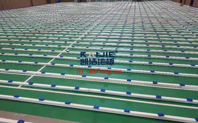 羽毛球館要安裝什么樣的運(yùn)動木地板——凱潔地板