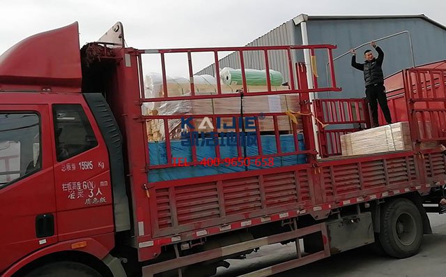 福建泉州籃球館專用運動木地板項目案例發(fā)貨——凱潔地板