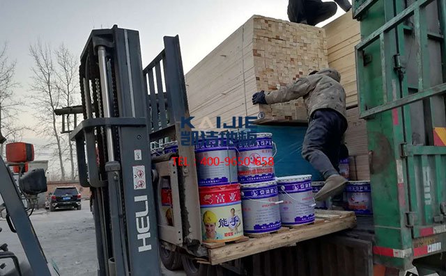 陜西寶雞職業(yè)技術(shù)學(xué)院體育館木地板項目發(fā)貨——凱潔地板