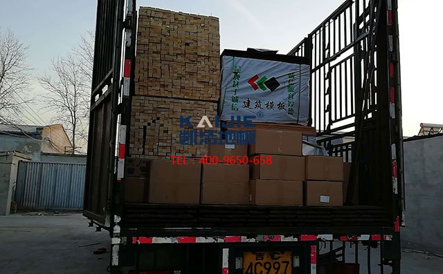 內(nèi)蒙古扎蘭屯體育館木地板項(xiàng)目案例——?jiǎng)P潔地板