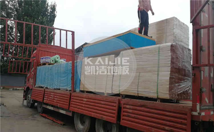 上海劇院舞臺專用木地板項(xiàng)目發(fā)貨