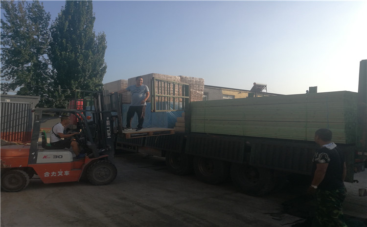 四川眉山學(xué)?；@球館木地板項目