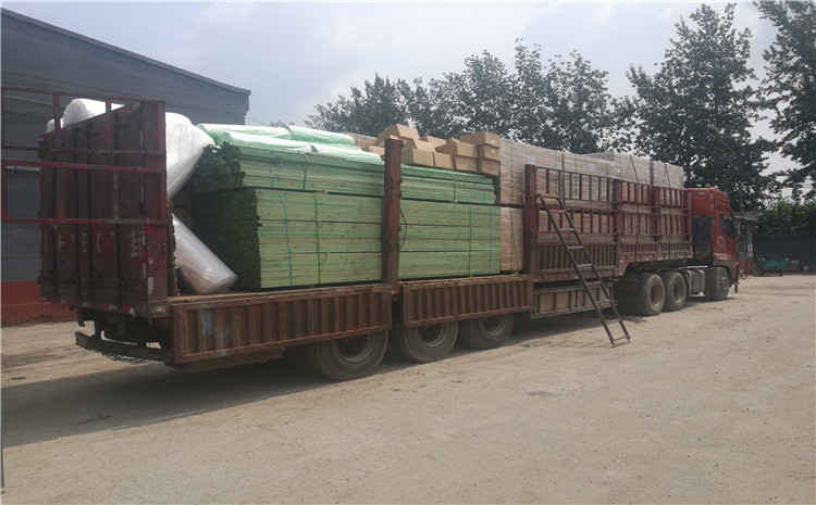 山東青島大型籃球訓(xùn)練館木地板