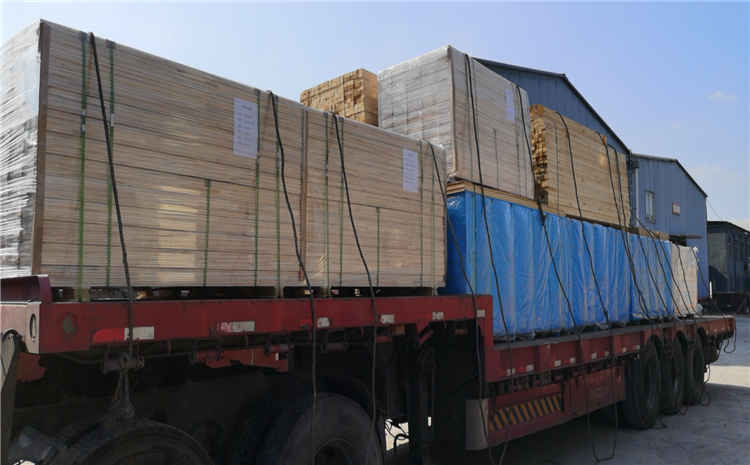 浙江杭州體育館專用木地板項(xiàng)目發(fā)貨