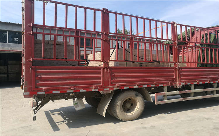 江西九江舞臺木地板項(xiàng)目發(fā)貨