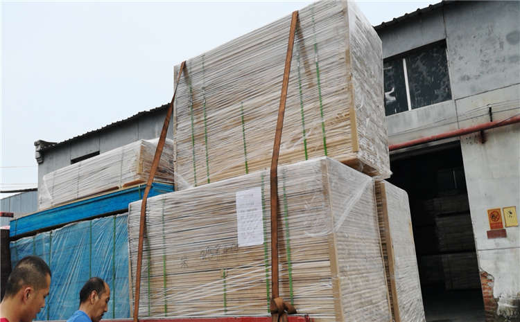 河北廊坊健身房木地板項(xiàng)目發(fā)貨