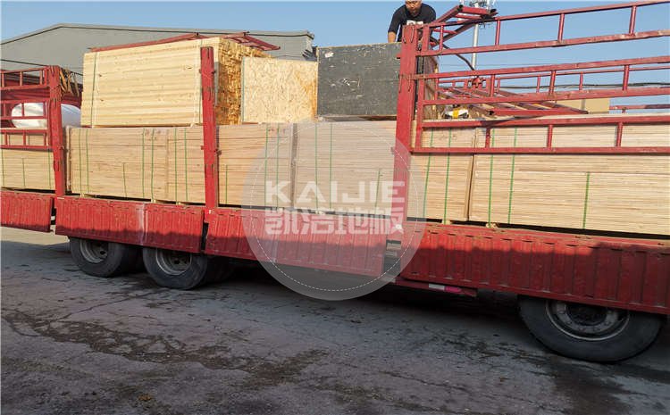 山西晉中600平米籃球館木地板項目發(fā)貨