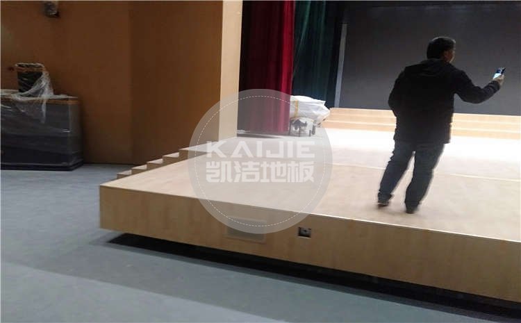 山東乳山市實(shí)驗(yàn)學(xué)校舞臺木地板項(xiàng)目