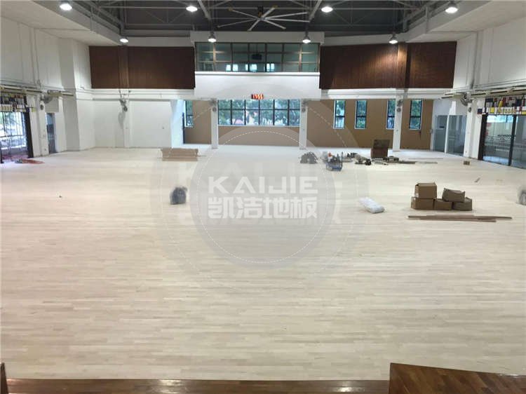 出口新加坡體育館木地板項(xiàng)目案例