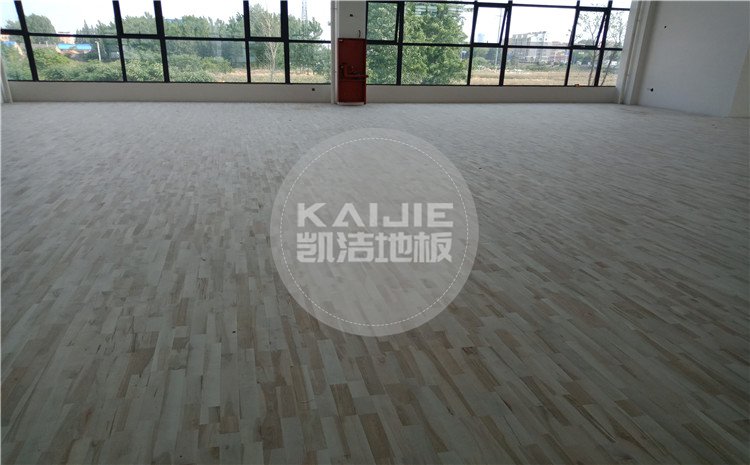 江蘇鹽城阜寧縣城河路小學(xué)體育館木地板案例