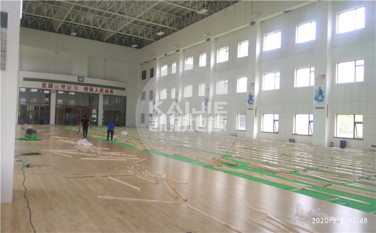 空中交通管制綜合訓(xùn)練場(chǎng)籃球館木地板圖片