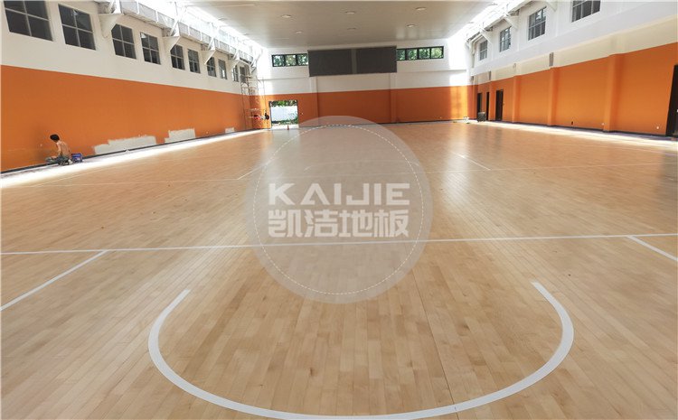 廣州天河區(qū)長大公路培訓學校籃球館木地板項目案例-凱潔籃球地板