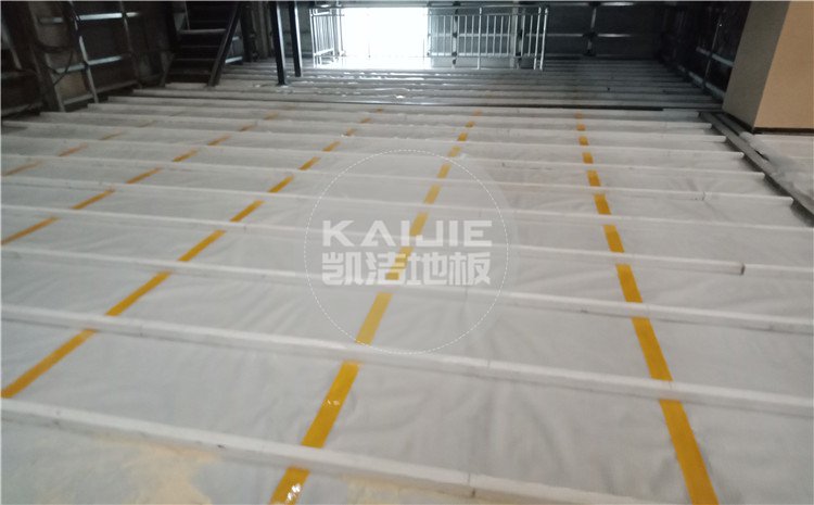 山東鄒城*一中學(xué)孟子湖校區(qū)學(xué)校體育館木地板項目——凱潔籃球地板