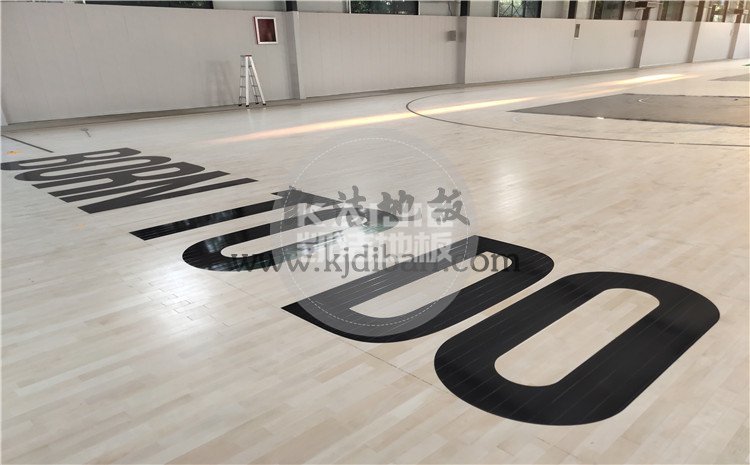 山東蘭陵代村LA動(dòng)力籃球館木地板項(xiàng)目-凱潔籃球木地板廠家