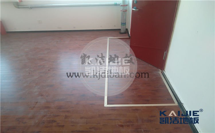 山東省萊州市中華武校體育館木地板項(xiàng)目