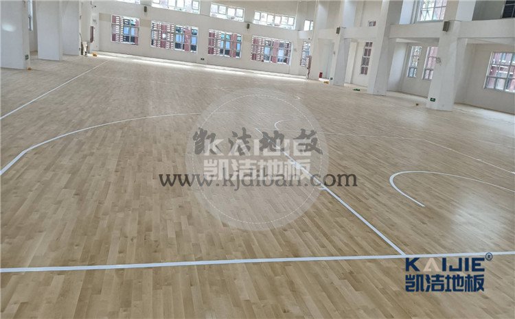 河南鶴壁輔仁中小學(xué)體育館木地板案例