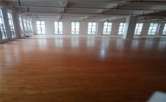 體育場(chǎng)木地板裝置應(yīng)當(dāng)留意些什么呢-體育館木地板