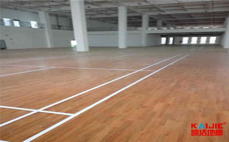 室內(nèi)籃球場地板代理商