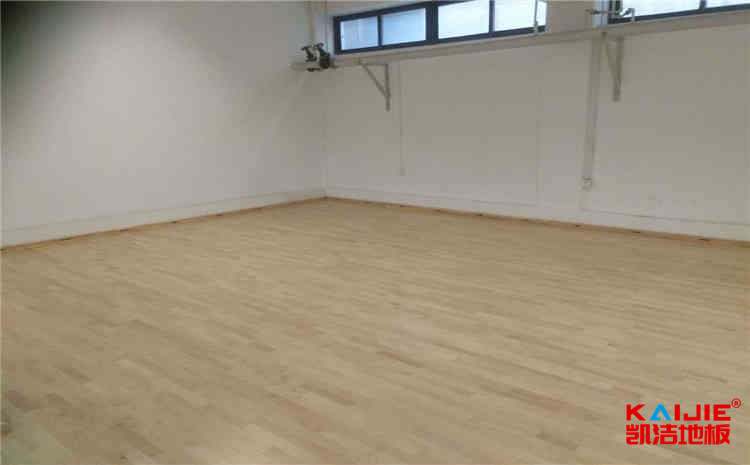 廣東專用籃球地板施工技術(shù)