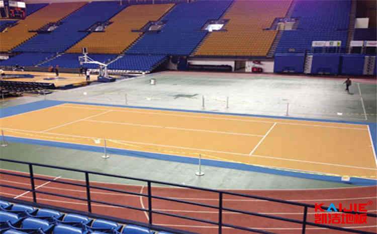 拼裝籃球場(chǎng)木地板維修