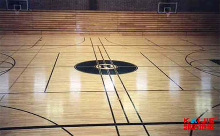 貴陽(yáng)楓樺木籃球地板一般多少錢
