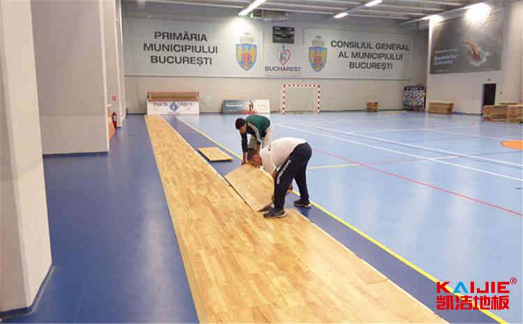 專業(yè)的風(fēng)雨操場地板怎么翻新-凱潔地板