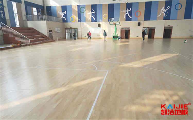 專業(yè)的風(fēng)雨操場運(yùn)動(dòng)地板廠家哪家好？（籃球地板廠家推薦）-凱潔地板