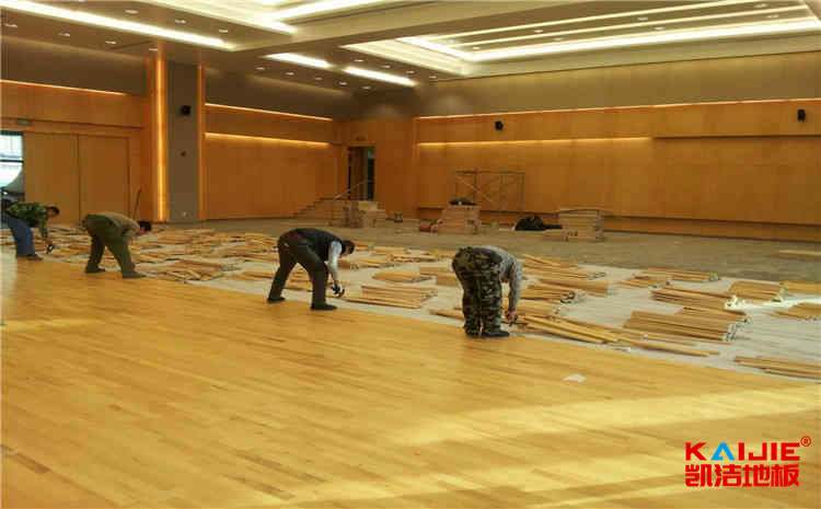 楓樺木籃球館木地板批發(fā)
