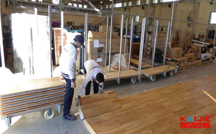 松木體育運(yùn)動(dòng)地板報(bào)價(jià)-凱潔地板