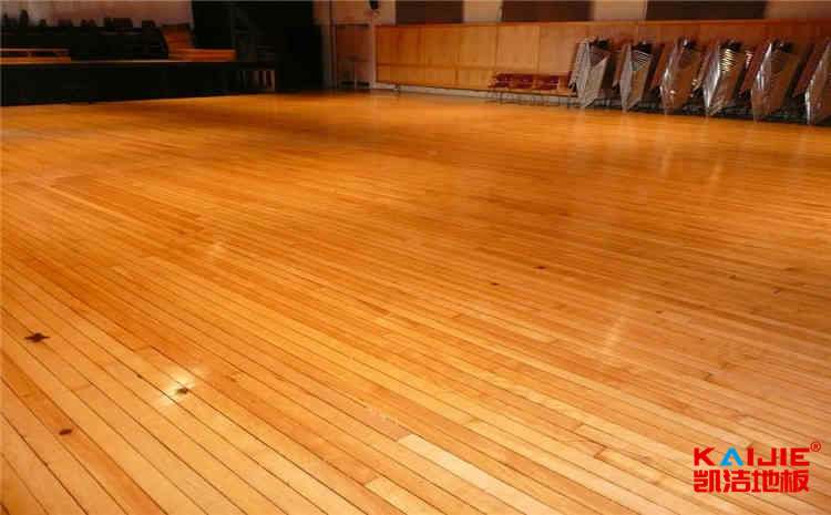 五角楓實(shí)木運(yùn)動(dòng)地板怎么維修？