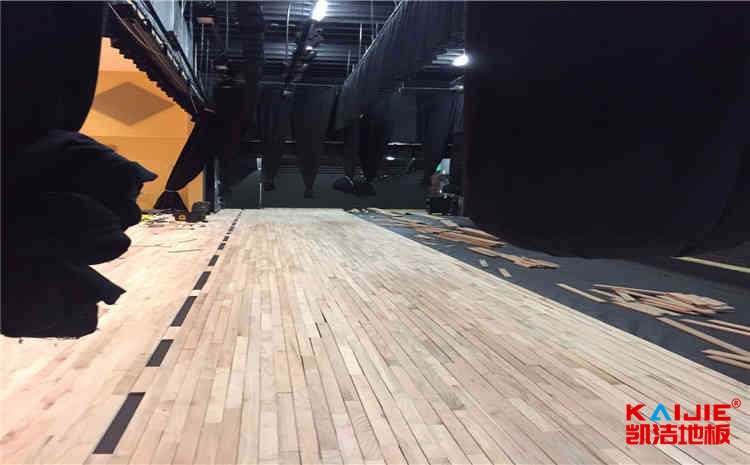 硬木企口籃球場木地板造價是的多少？