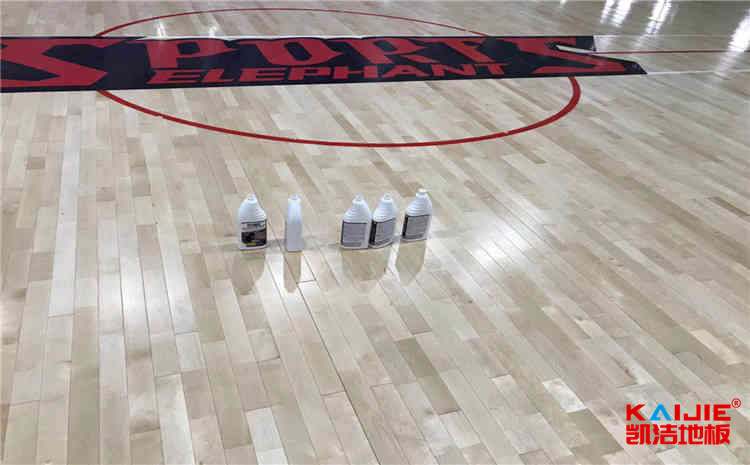 22厚籃球場(chǎng)實(shí)木地板安裝工藝