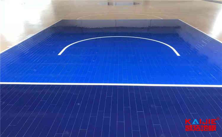 楓樺木運(yùn)動(dòng)籃球地板造價(jià)是的多少？