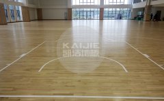 學(xué)?；@球館運(yùn)動(dòng)木地板龍骨結(jié)構(gòu)-凱潔地板
